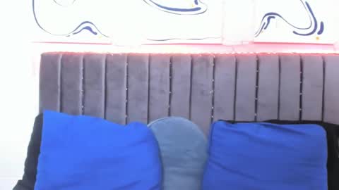 Snapshot of jake_shadow14 chatting on February 6, 6:56 pm Hi guys im new 3 online show from February 6, 6:56 pm