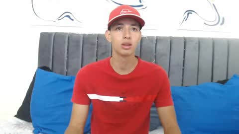 Snapshot of jake_shadow14 chatting on March 8, 1:36 pm Hi guys im new 3 online show from March 8, 1:36 pm