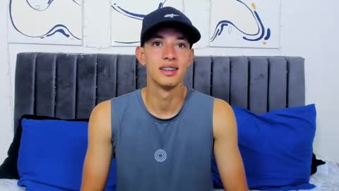 Snapshot of jake_shadow14 chatting on February 24, 5:53 pm Hi guys im new 3 online show from February 24, 5:53 pm