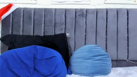 Snapshot of jake_shadow14 chatting on January 24, 12:20 am Hi guys im new 3 online show from January 24, 12:20 am