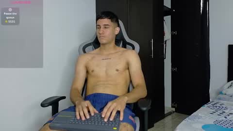 JakeMonroe online show from April 17, 4:20 pm