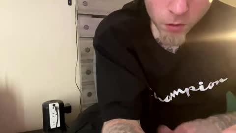 jakenorman083 online show from November 1, 4:22 am