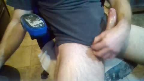 jakesgotasnake1 online show from December 18, 7:14 am