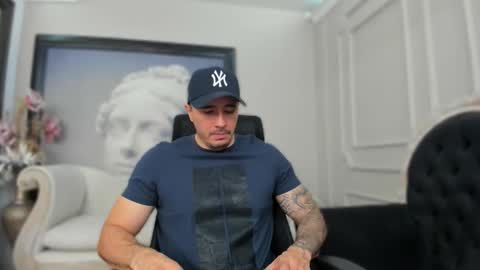 jakestone_1 online show from October 16, 1:49 am