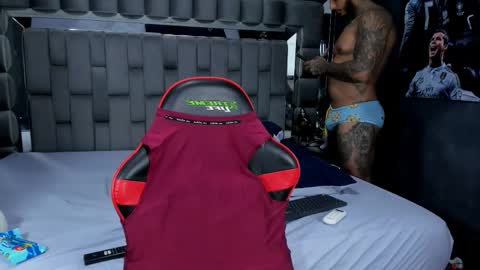 my name is sebas If you come here dont hesitate to say hello Im a guy who really likes having conversations and having hot online show from February 26, 2:09 pm