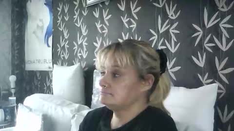 JAKKI LOUISE pornstar online show from October 23, 11:34 am