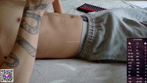 jalmecakkoo online show from October 25, 1:33 pm