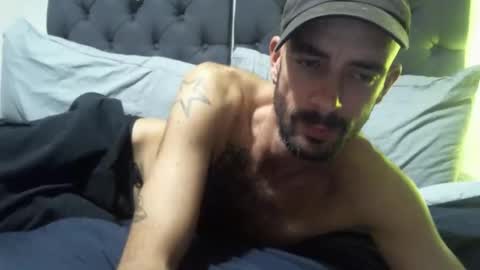 james_blade21 online show from September 27, 1:47 am