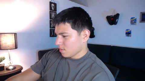 james_cr online show from March 27, 4:07 am