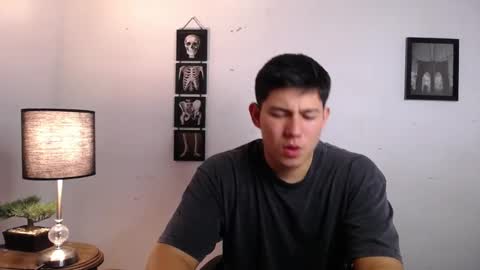 james_cr online show from November 24, 2:43 am