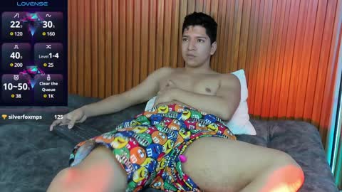 james_lincoln online show from December 3, 10:45 pm