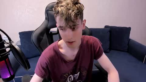 James online show from November 7, 8:33 pm