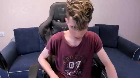 James online show from November 8, 8:34 pm