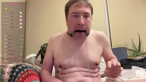 james_nudistcock online show from December 11, 10:27 pm