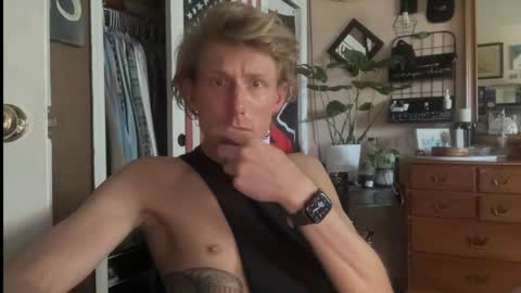 jamesbpeach online show from April 28, 8:02 pm