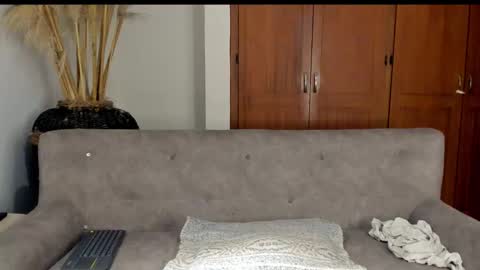 Jamesinked  online show from December 19, 2:07 am