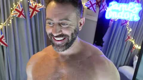 Snapshot of jameslondon_ chatting on March 12, 3:29 pm jameslondon_ online show from March 12, 3:29 pm