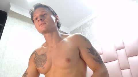 jamesmateo_ online show from September 12, 2:35 am