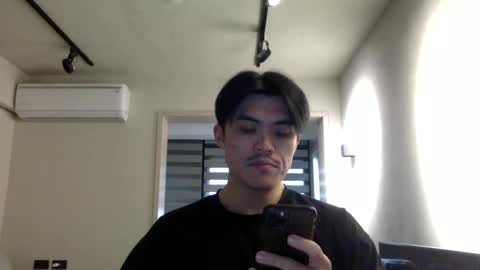 jamesmo820913 online show from February 8, 3:52 am