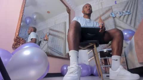 James  online show from February 16, 6:32 pm