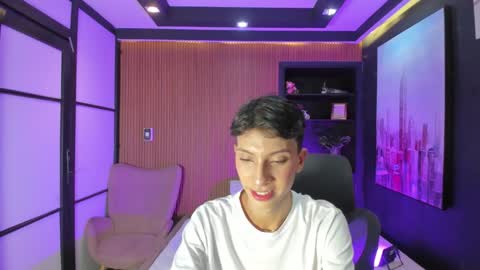 jamess_carterr_ online show from February 3, 11:30 pm