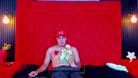 Jamezprada online show from September 11, 8:10 pm