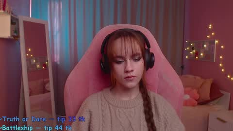 jamie_chung online show from April 2, 3:03 am