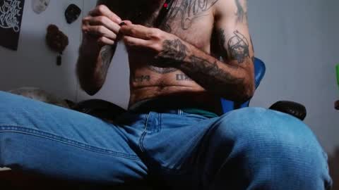 Jammes. online show from April 20, 6:55 pm