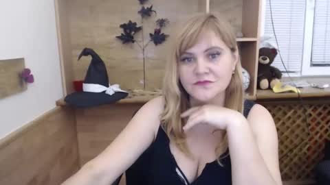 janaloveli online show from November 29, 9:11 pm