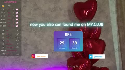 Snapshot of jane_meys chatting on February 15, 8:11 am your kitty JANE roawww online show from February 15, 8:11 am