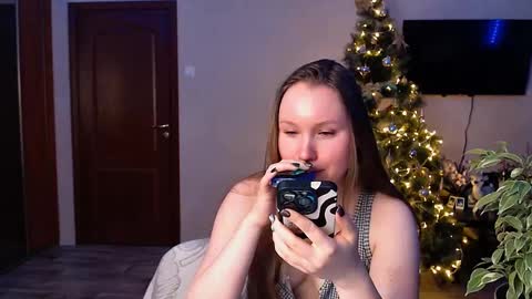 Snapshot of janeblossomhot chatting on December 13, 6:38 pm Jane online show from December 13, 6:38 pm