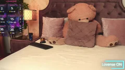 JaneDevine online show from March 9, 8:19 am