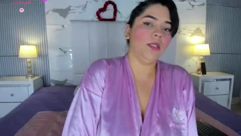 janick_baker online show from November 24, 12:04 pm