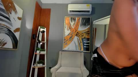 Janinne  online show from January 19, 10:14 am