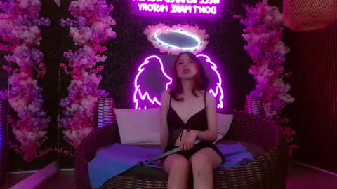 janne online show from November 24, 12:59 pm