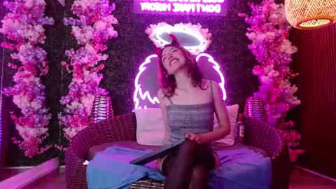 janne online show from November 30, 2:24 pm