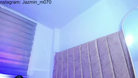Jane online show from April 27, 2:36 pm