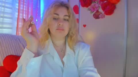Snapshot of jansylines chatting on March 11, 1:01 pm JansyLines online show from March 11, 1:01 pm