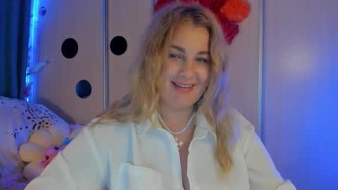 Snapshot of jansylines chatting on September 16, 7:17 pm JansyLines online show from September 16, 7:17 pm
