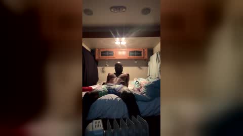 jaondoe26 online show from May 3, 9:37 am