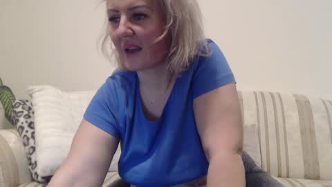 Snapshot of jaqueline88 chatting on February 15, 5:09 am jaqueline88 online show from February 15, 5:09 am