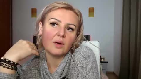 Snapshot of jaqueline88 chatting on March 1, 5:05 pm jaqueline88 online show from March 1, 5:05 pm