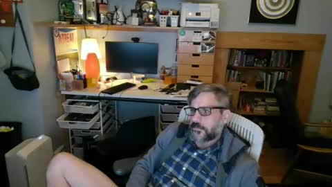 jareth_returns online show from December 20, 12:39 am