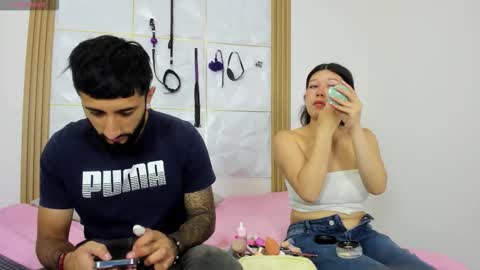 jaryandnick_smith online show from October 17, 5:22 am