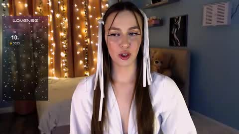 Jasmine online show from February 28, 1:26 am