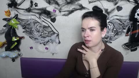 JasmineKouch online show from November 12, 7:16 pm