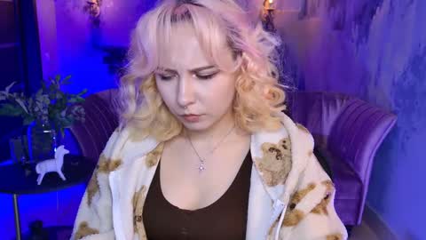 Jasmine online show from February 18, 8:27 am