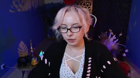 Jasmine online show from February 16, 11:16 am