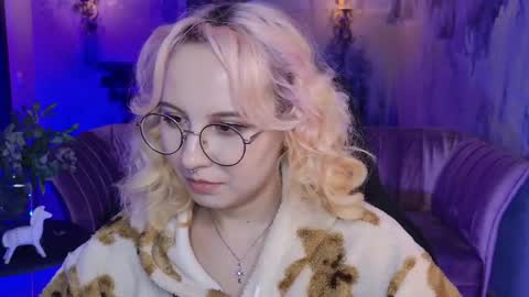 Jasmine online show from February 18, 11:33 am