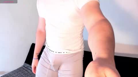 Jason online show from February 15, 3:09 am